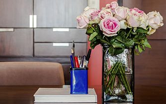 The Dos and Donts of Cubicle Decor